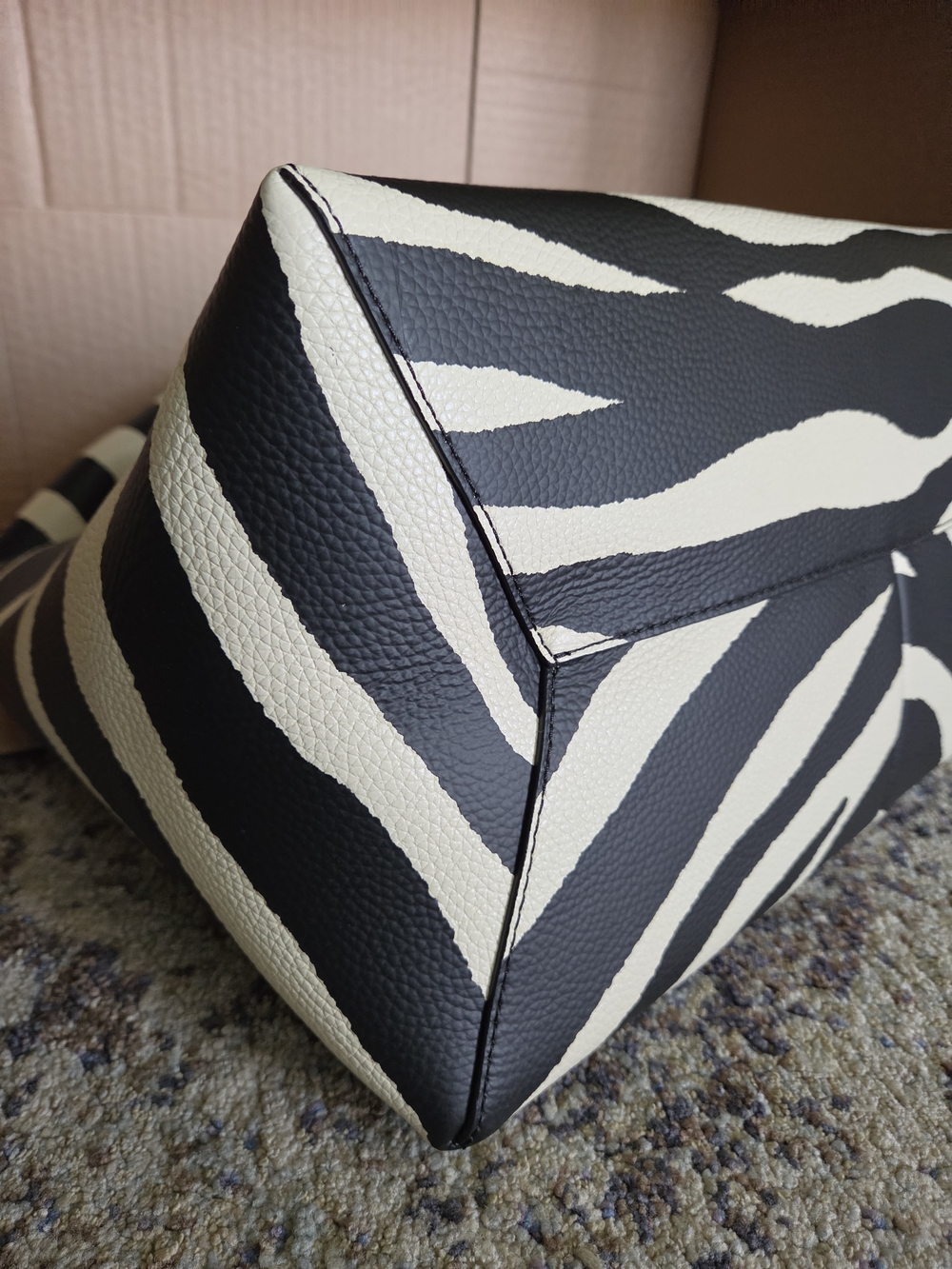 Marc Jacobs The Sack Bag - Black & Cream Zebra Print - Picture 9 of 15